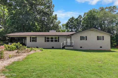 1311 Rosalyn Dr, Knoxville, TN 37914