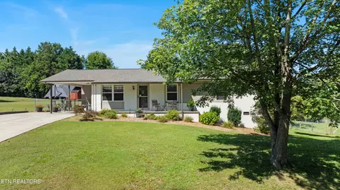 211 Arbor Dr, Maryville, TN 37804