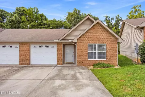 3507 Valley Stream Way, Knoxville, TN 37917