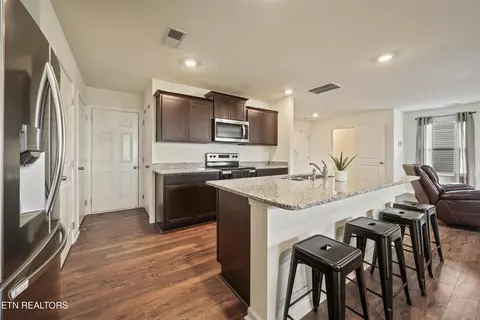 Kitchen - 211 Belle Ct, Talbott, TN 37877 photo 4 of 4