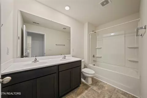 Bath - 211 Belle Ct, Talbott, TN 37877 photo 1 of 1