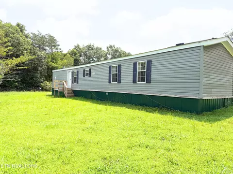 1043 Sitting Bull Point Pt, Crossville, TN 38572