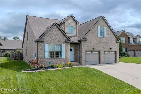 12512 Tangle Crest Ln, Knoxville, TN 37932