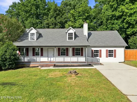 7813 Shadowood Dr, Knoxville, TN 37938