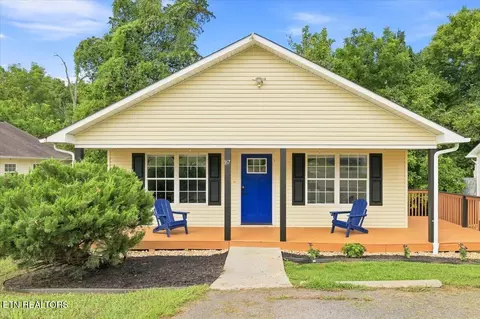 167 Red Bud Ln, Sevierville, TN 37876