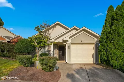 8816 Lennox View Way #10, Knoxville, TN 37923