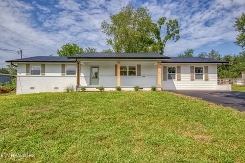 2707 Harris Rd, Knoxville, TN 37924