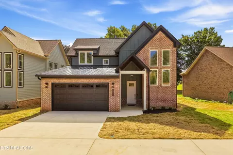 11432 Snyder Rd, Knoxville, TN 37932