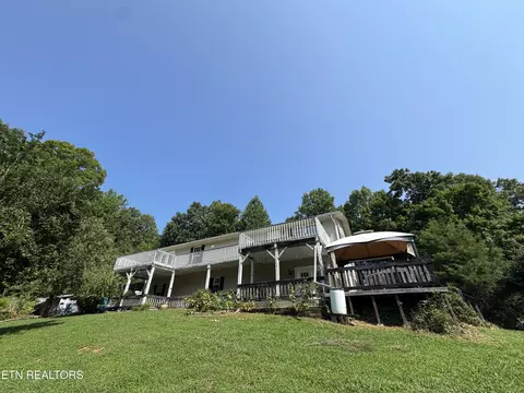 7810 Wells Valley Rd, Maryville, TN 37801