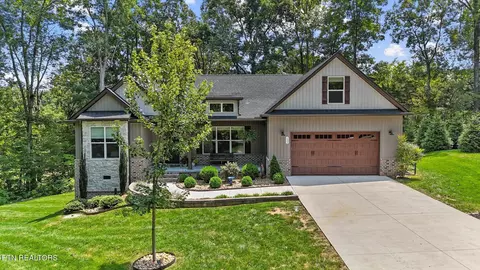 132 Nuhya Way, Loudon, TN 37774