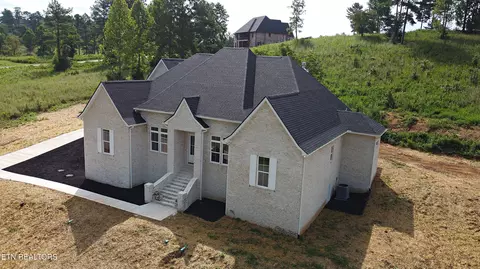 217 Lake Ferry Dr, Loudon, TN 37774