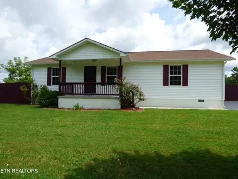 84 Grandview Dr, Crossville, TN 38555