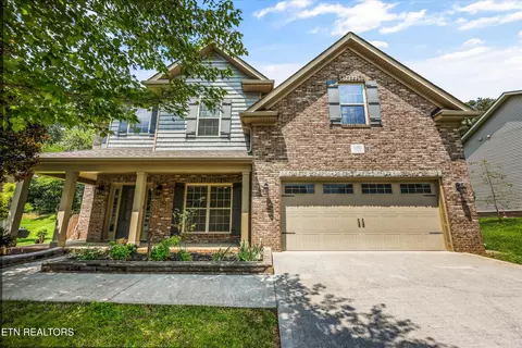 11721 Autumn Glade Ln, Knoxville, TN 37934