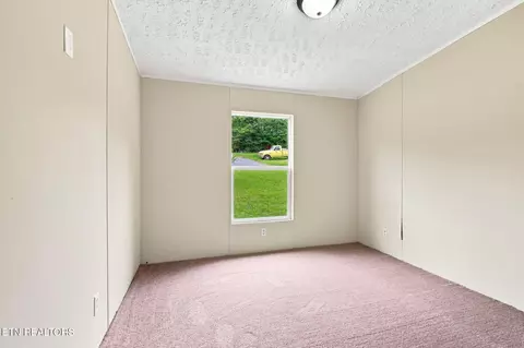 Bedroom - 193 3rd St, Corryton, TN 37721 photo 6 of 6
