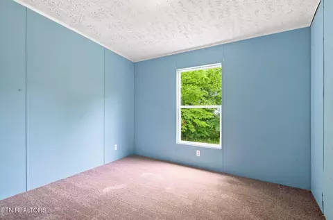 Bedroom - 193 3rd St, Corryton, TN 37721 photo 5 of 6