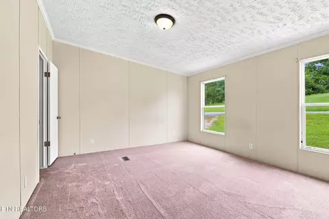 Bedroom - 193 3rd St, Corryton, TN 37721 photo 1 of 6