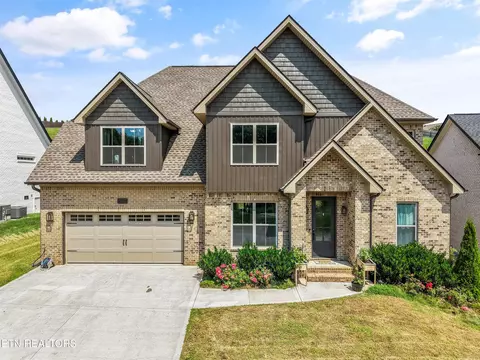 2214 Hickory Crest Ln, Knoxville, TN 37932