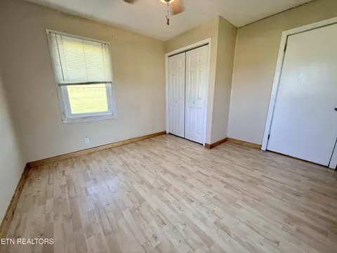 Bedroom - 8259 Corryton Luttrell Rd, Plainview, TN 37721 photo 1 of 2