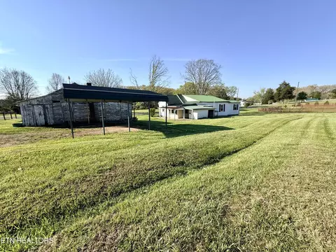 Exterior - 8259 Corryton Luttrell Rd, Plainview, TN 37721 photo 5 of 7