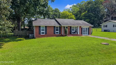 832 Oliver Ave, Seymour, TN 37865