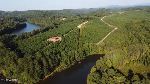 Ridgeline Drive, Vonore, TN 37885