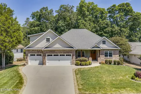 203 Sioux Pl, Loudon, TN 37774
