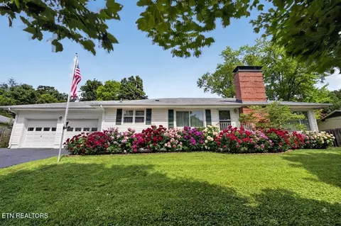 4725 Santala Dr, Knoxville, TN 37909