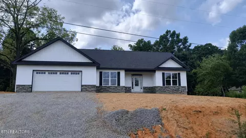 1269 Tuckaleechee Tr, Maryville, TN 37803
