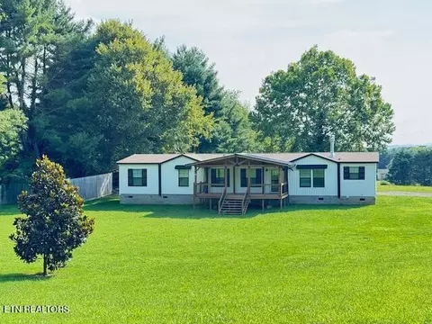 7820 Morris Rd, Knoxville, TN 37938