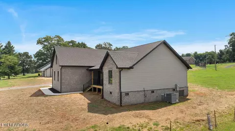 Exterior - 1124 Ruby Way, Greenback, TN 37742 photo 9 of 9