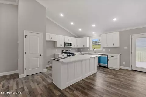 Kitchen - 1124 Ruby Way, Greenback, TN 37742 photo 1 of 4