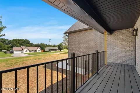 Exterior - 1124 Ruby Way, Greenback, TN 37742 photo 7 of 9