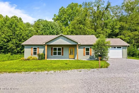 260 Hemlock Springs Dr, Helenwood, TN 37755