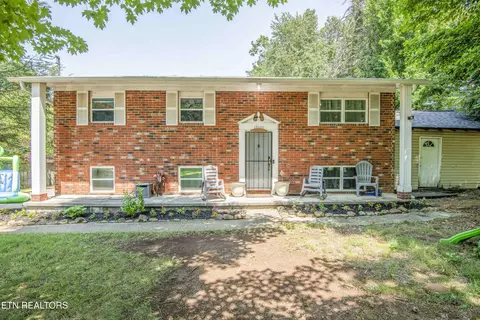 10525 Bob Gray Rd, Knoxville, TN 37932