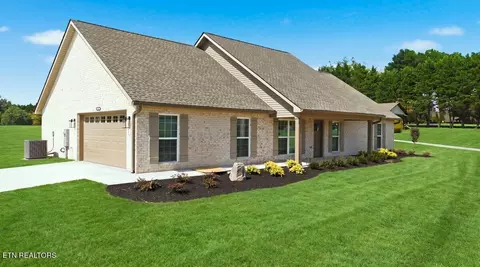 330 Kenmark Dr, Maryville, TN 37803