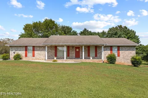 4740 Old Niles Ferry Rd, Maryville, TN 37801