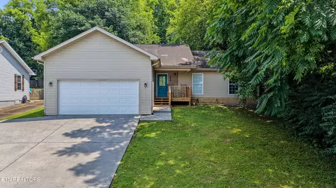 1414 Wales Ave, Maryville, TN 37804