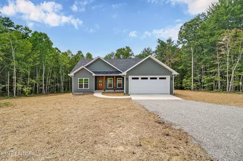 843 Dulog Tr, Jamestown, TN 38556