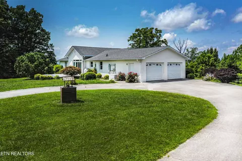 160 Reece Lakeview Ln, Maynardville, TN 37807