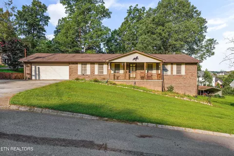 7853 Cedarcrest Rd, Knoxville, TN 37938