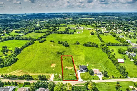 527 Old Glory Rd, Maryville, TN 37801