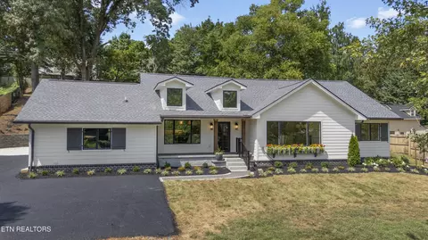 749 Cherokee Blvd, Knoxville, TN 37919