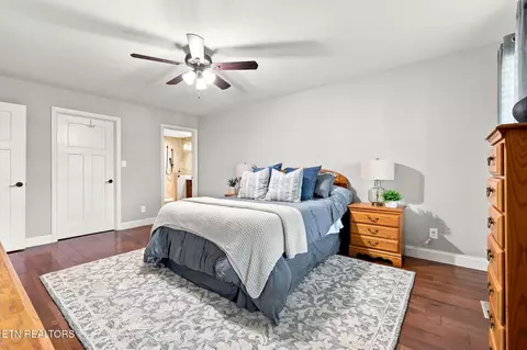 Bedroom - 1405 Caleb Tr, Greenback, TN 37742 photo 2 of 6