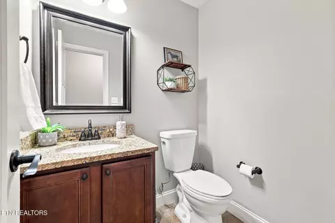 Bath - 1405 Caleb Tr, Greenback, TN 37742 photo 6 of 7