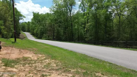Peters Ford Rd, Sunbright, TN 37872