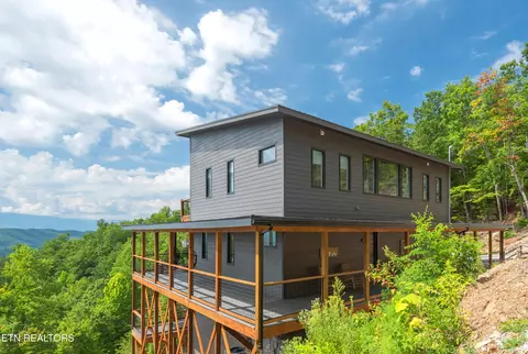 Exterior - 875 Shell Mountain Rd, Sevierville, TN 37876 photo 11 of 12