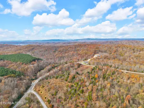 152 Emerald Pointe Circle, Rockwood, TN 37854