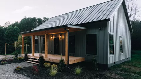3749 Richardson Cove Rd, Sevierville, TN 37876