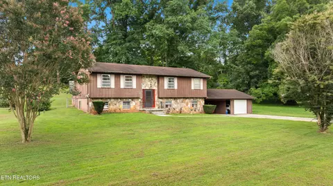 6625 Lambent Ln, Knoxville, TN 37918