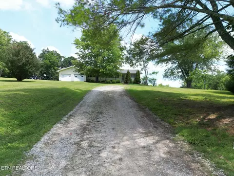 4357 Round Mountain Rd, Jamestown, TN 38556
